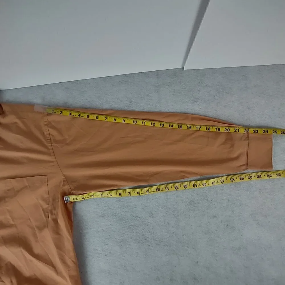 Van Heusen Men's Orange Cotton Blend Button Down Size Large 16 (34-35)